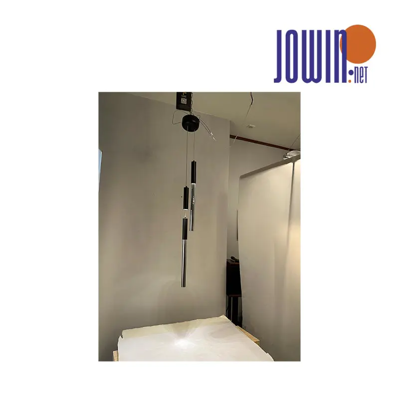 Suterénní závěsná lampa