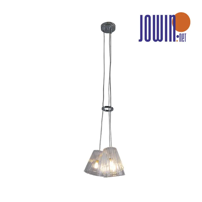Závěsná lampa v přijímacím pokoji